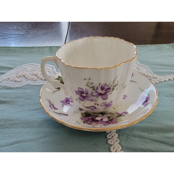 Hammeredley Victorian Violets Bone China Teacup & Saucer Set Made In England - Picture 2 of 5